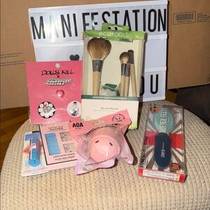 BNIP EcoTools Brush Set Bundle!!